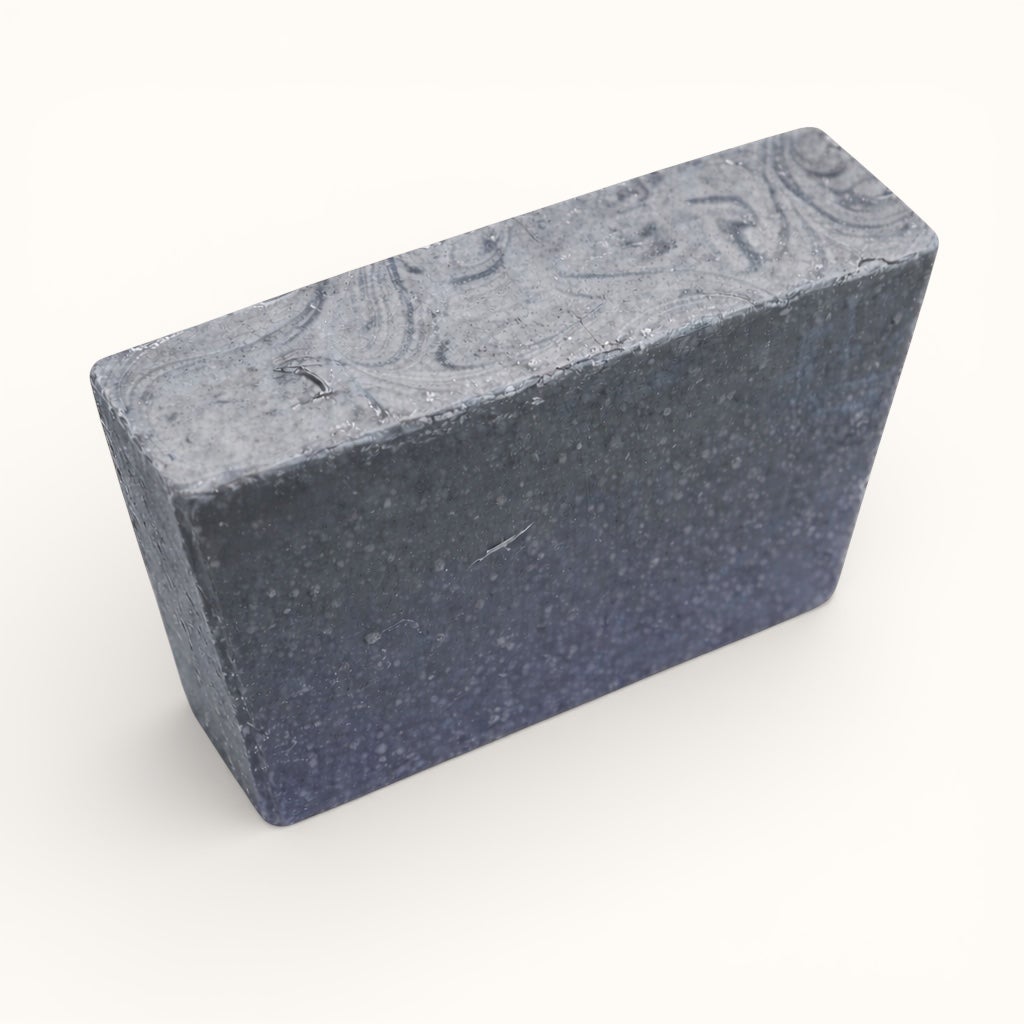 Savon Charbon, épinette et tea tree